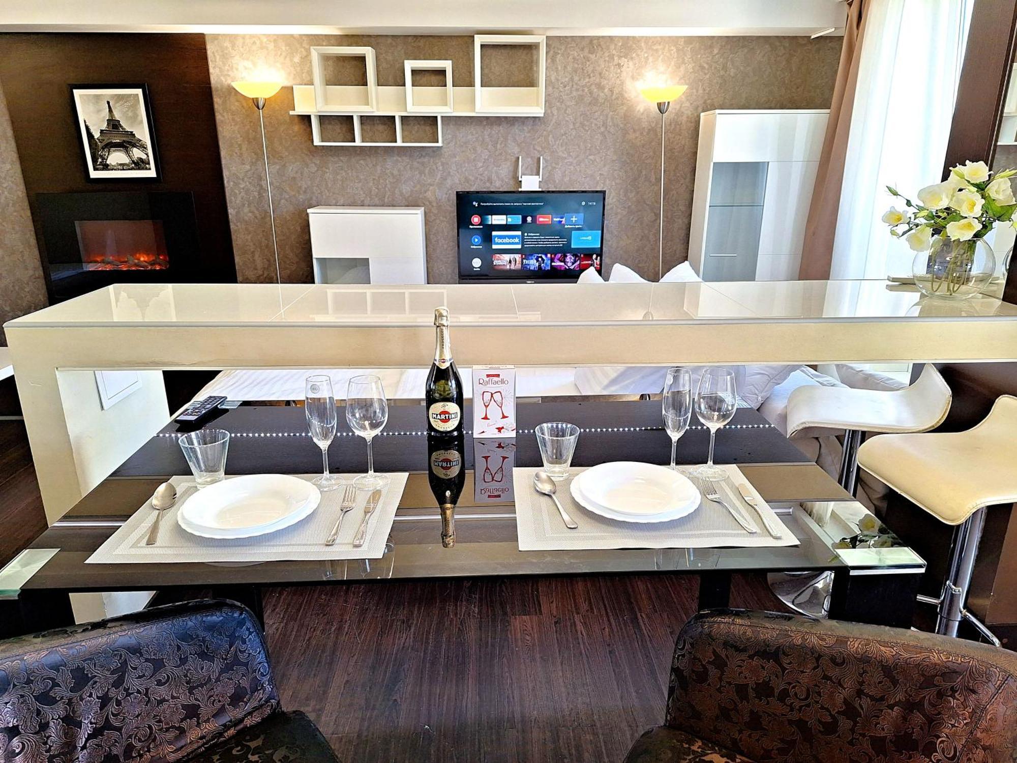 Найбільше Ліжко У Полтаві Мережа Alex Apartments Цілодобово Безконтактне Заселення Poltava Ngoại thất bức ảnh