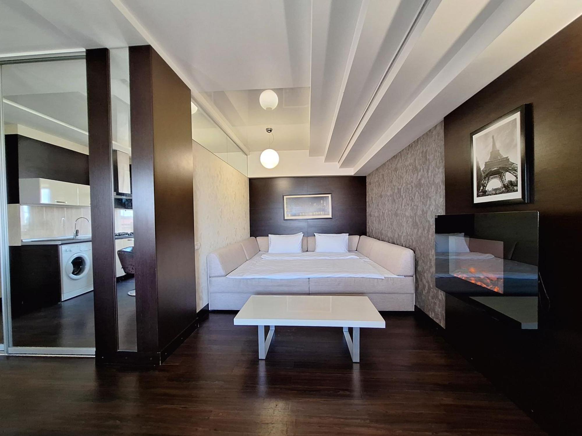 Найбільше Ліжко У Полтаві Мережа Alex Apartments Цілодобово Безконтактне Заселення Poltava Ngoại thất bức ảnh